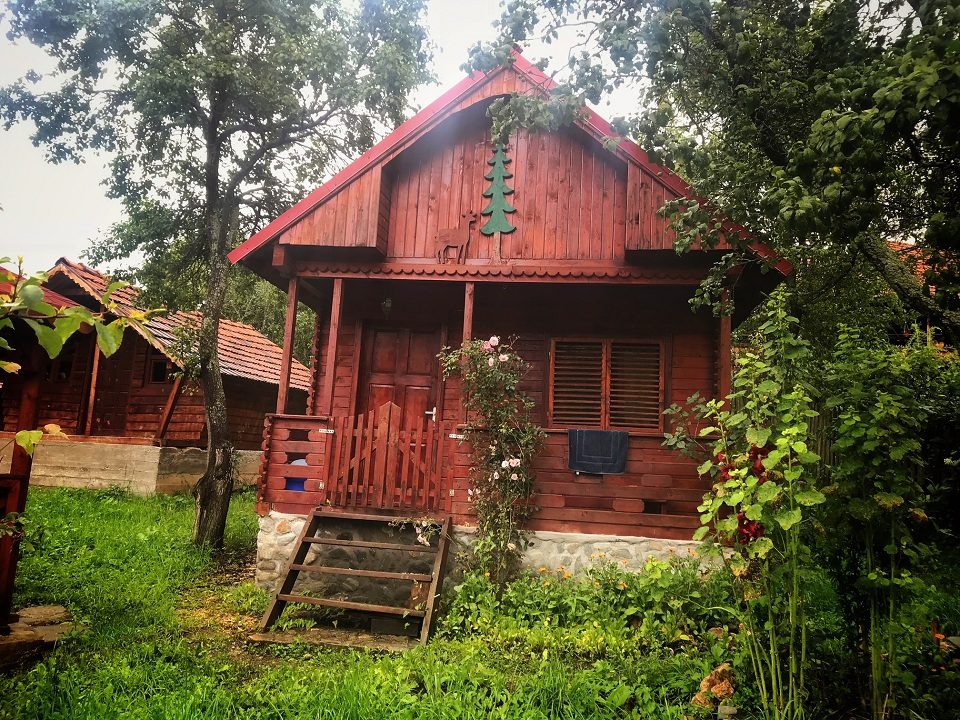 Muzeul Momârlanilor [ cabana ]
